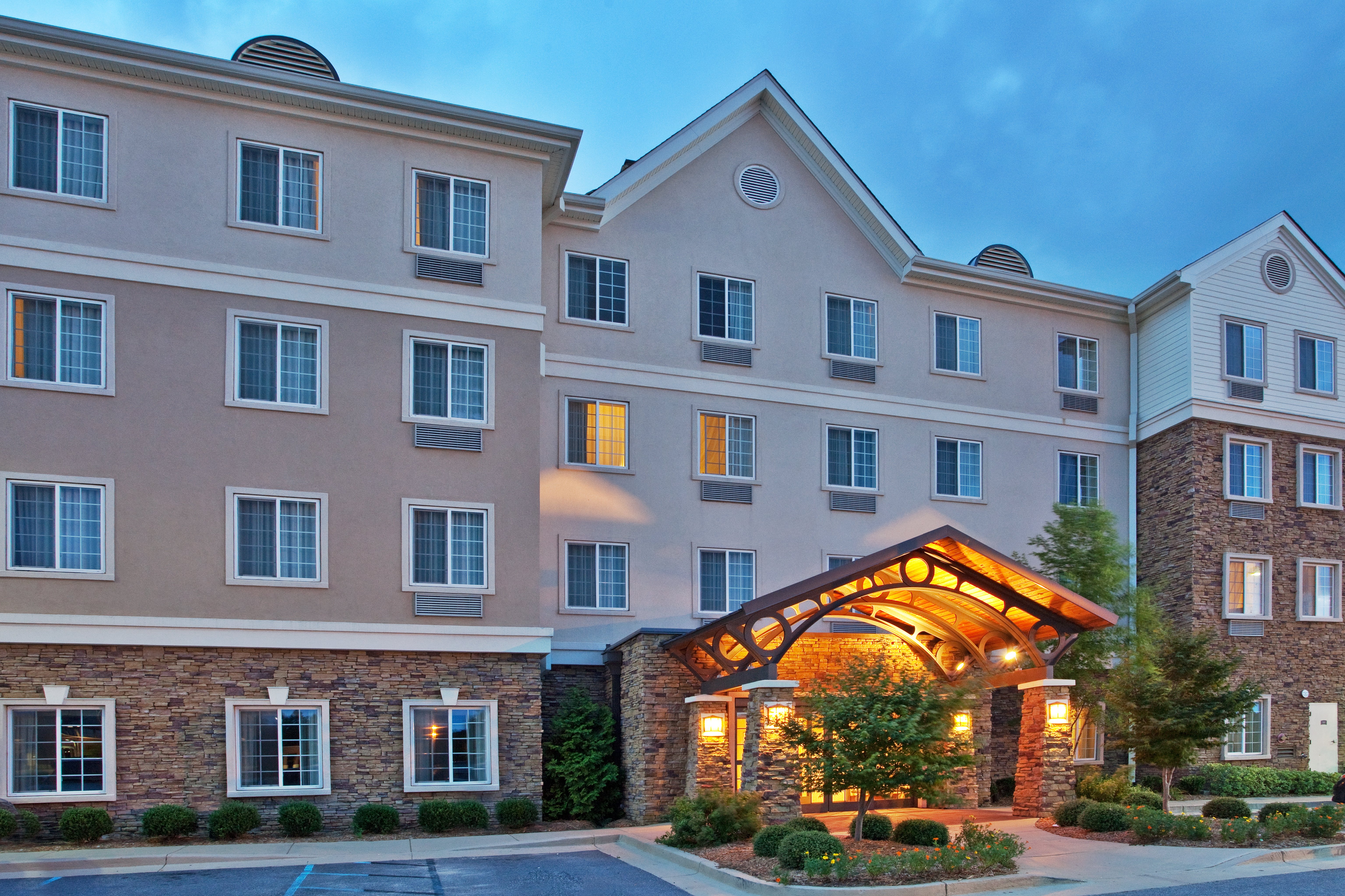 Staybridge Suites Columbus - Fort Moore 6/32