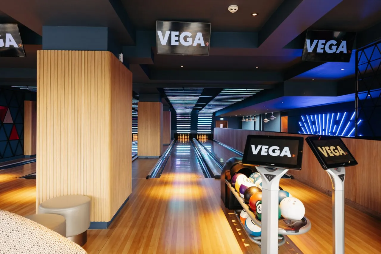 YOTEL Glasgow, Select by Hilton 7/13