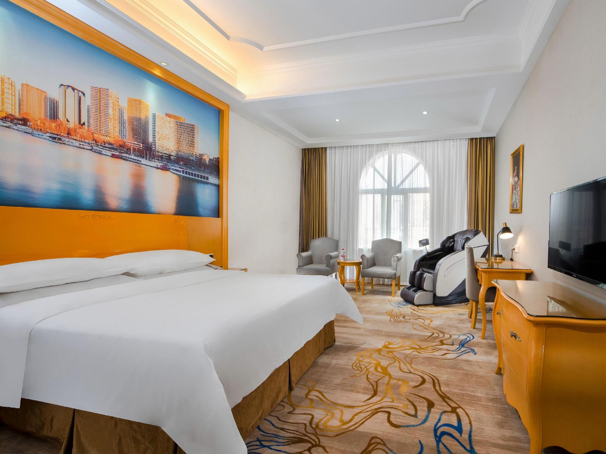 Vienna International Hotel (Shenzhen Longgang Dayun Center) 15/38
