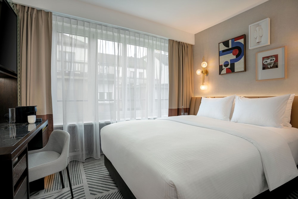 Neues Schloss Privat Hotel Zurich 7/31