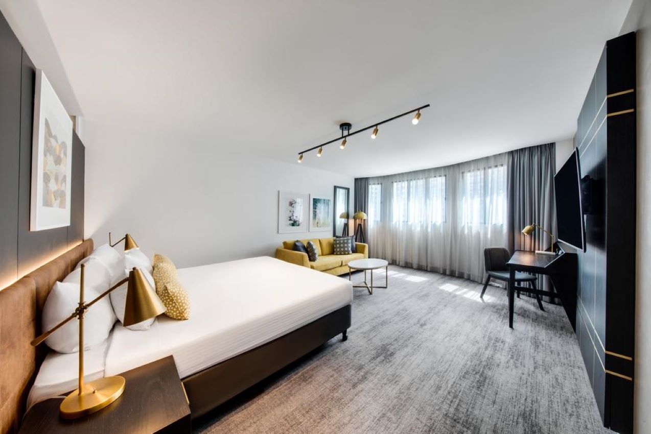 Executive, Double or Twin Bed