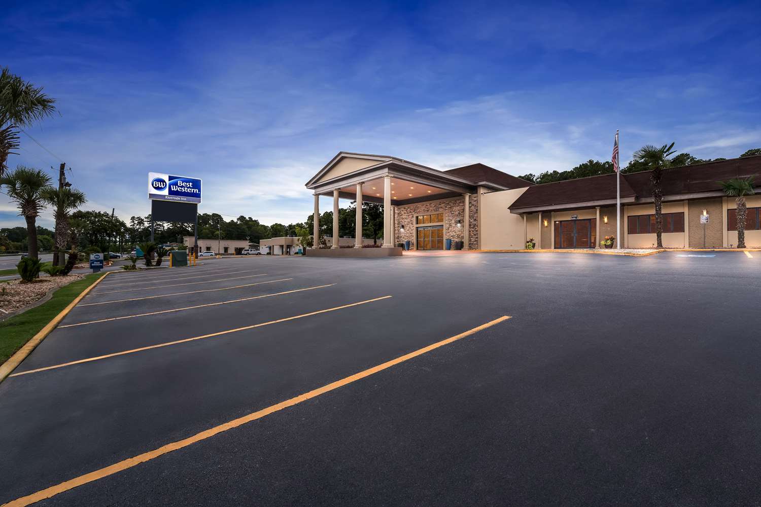Best Western Riverside Inn 5/14