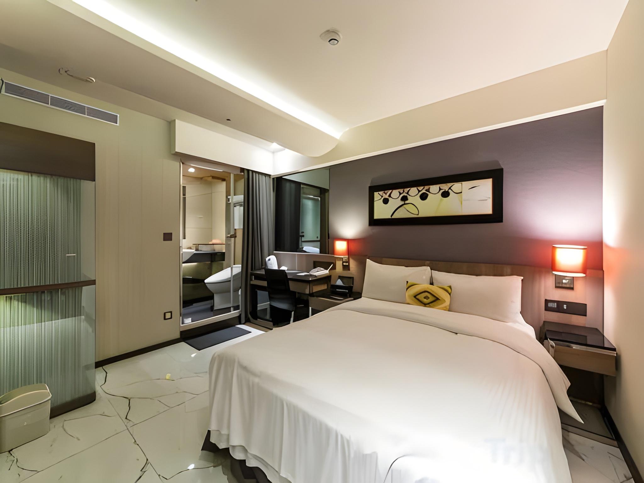 Superior, Double Bed, No Window