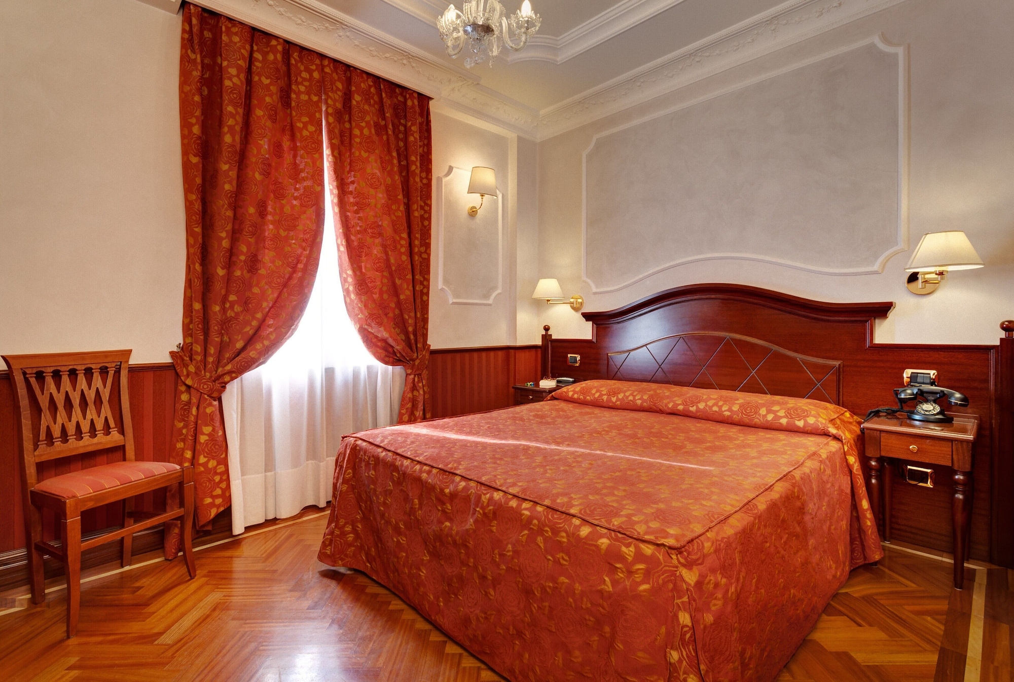 SUPERIOR, DOUBLE BED