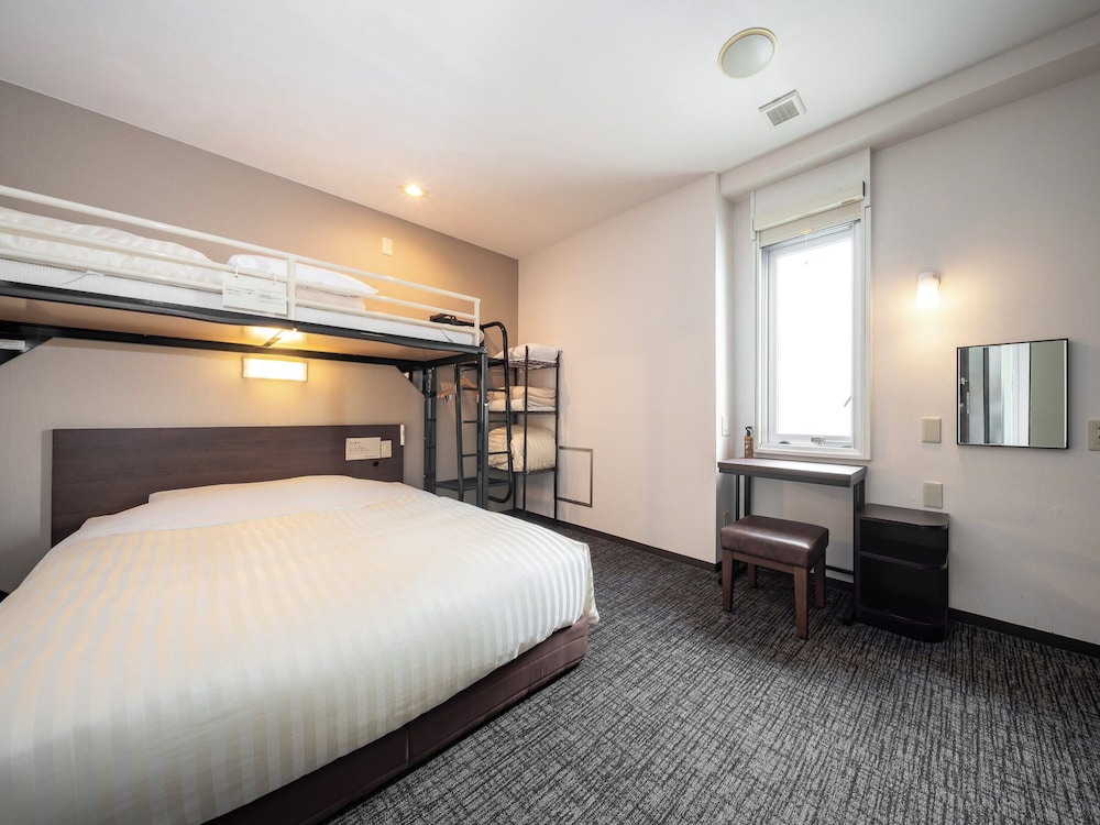 Super Hotel JR Fujiekimae Kinenkan 10/42