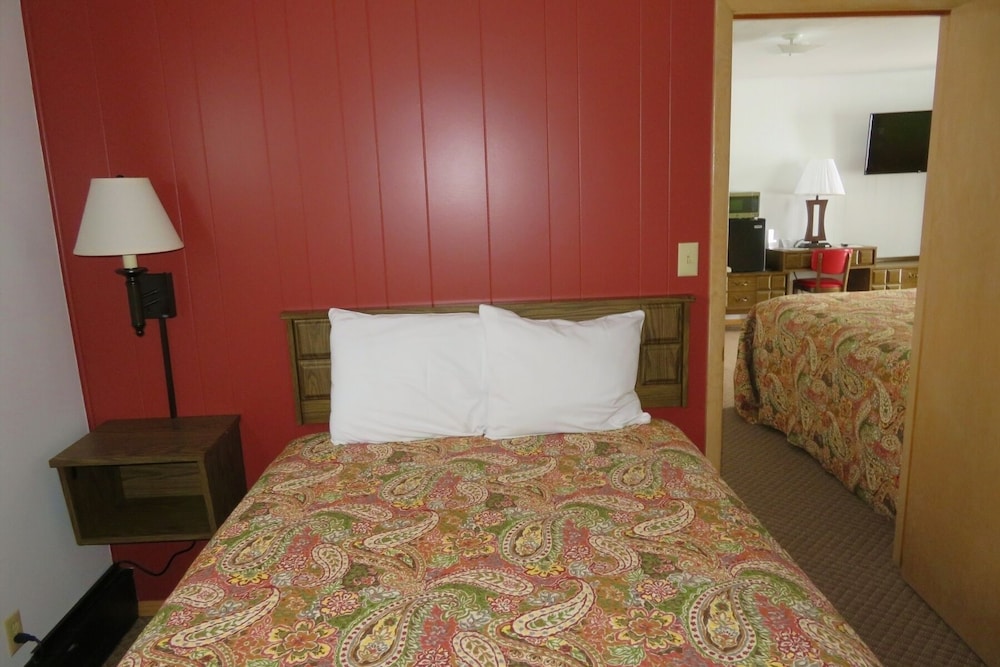 Cedars Motel 25/72