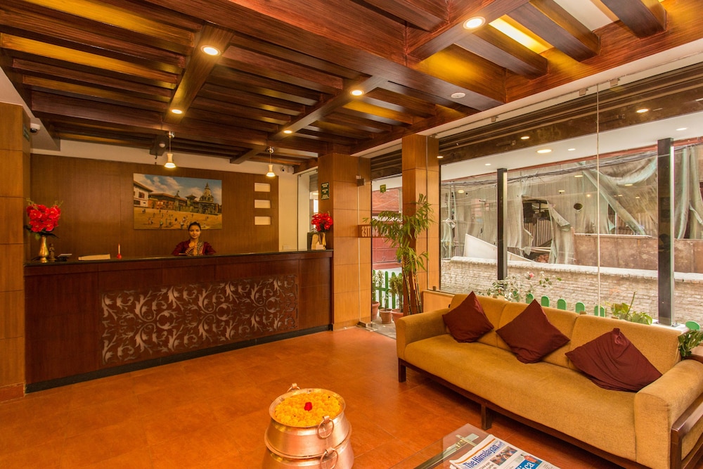 Hotel Jay Suites 10/75