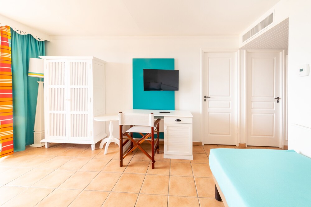 Pierre And Vacances Premium Les Tamarins 24/50
