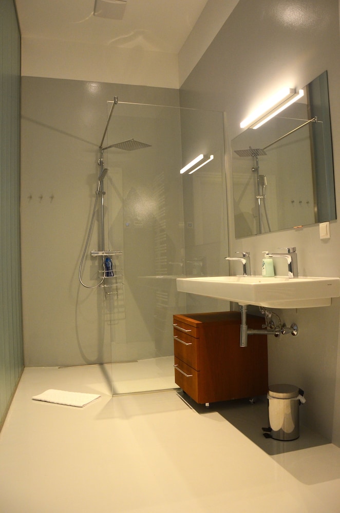 Soho Apartments - Grand Soho 15/16