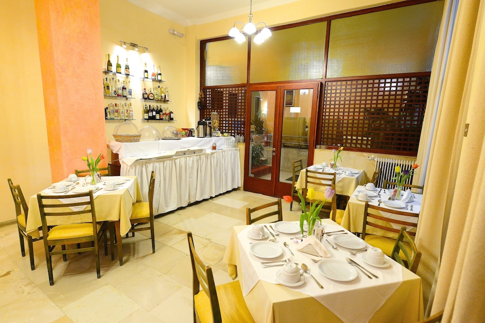 Dalia Hotel 38/49