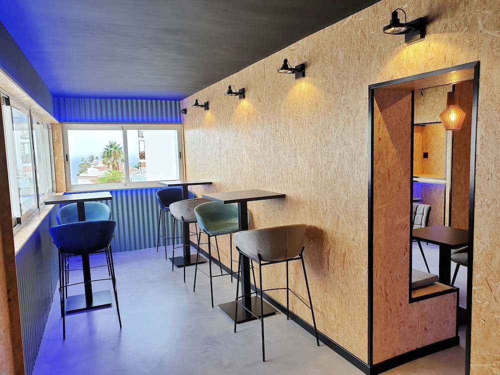 MB Hostels Premium Eco Adult Only 34/38