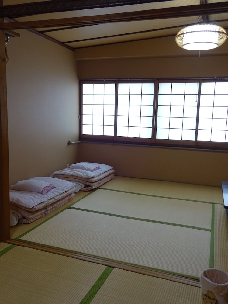 JAPANESE, SHARED BATHROOM, TATAMI