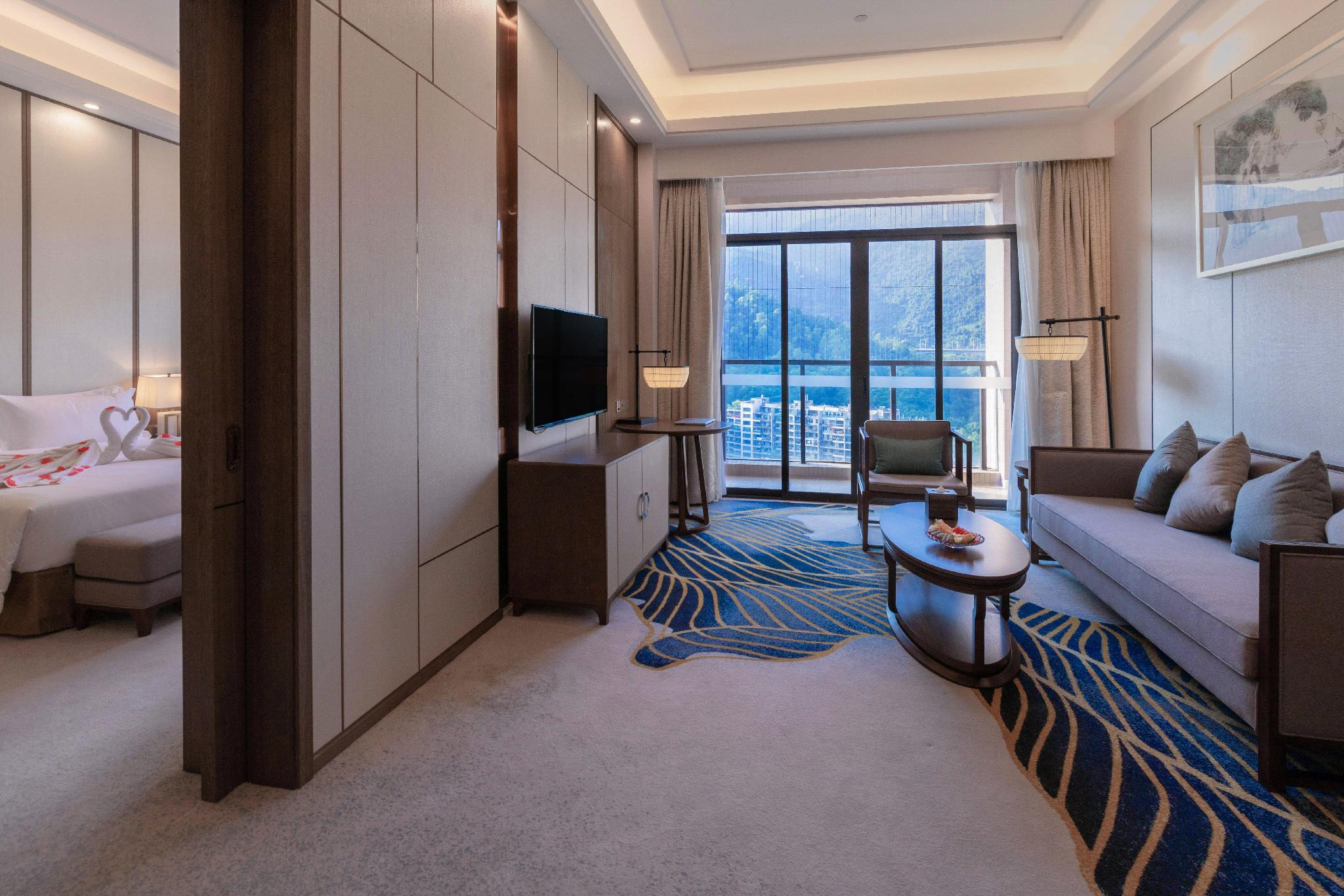Yuelin Hotel 12/42