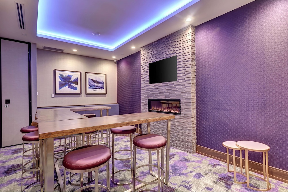 Home2 Suites By Hilton Toronto/Brampton On 43/74