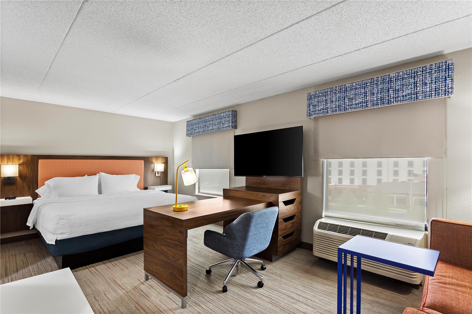 جناح استوديو بسرير كينج مع أريكة، Hampton Inn Suites Bolingbrook 2/2