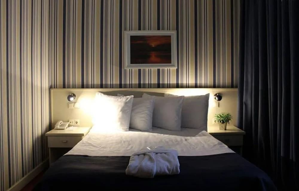 استوديو كلاسيكي بثلاثة أسرّة بغرفة نوم واحدة، Green Tower Hotel 2/3
