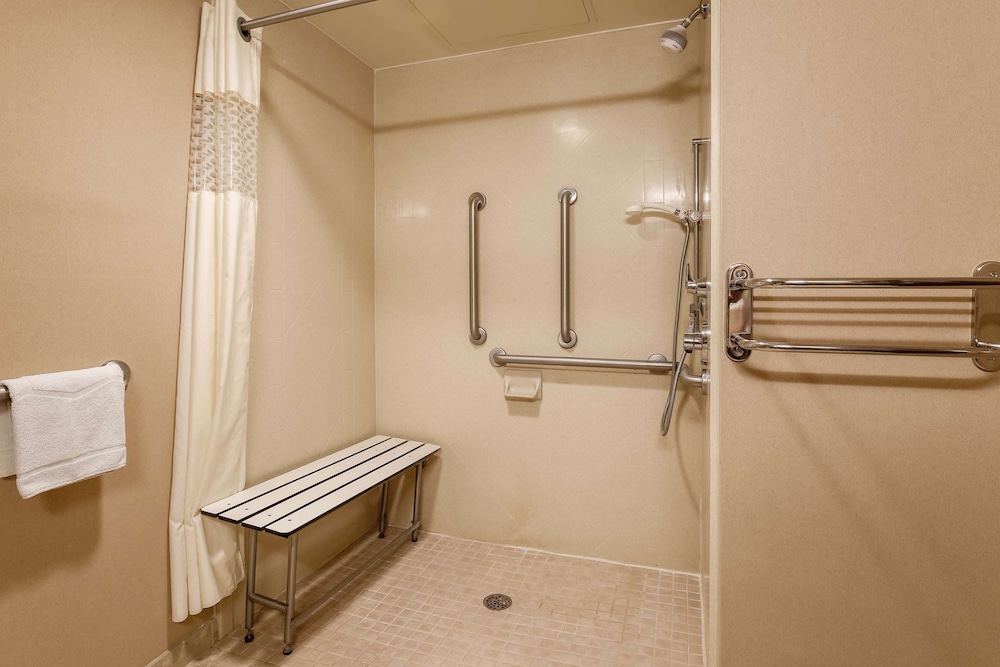 Hampton Inn Nanuet 20/41
