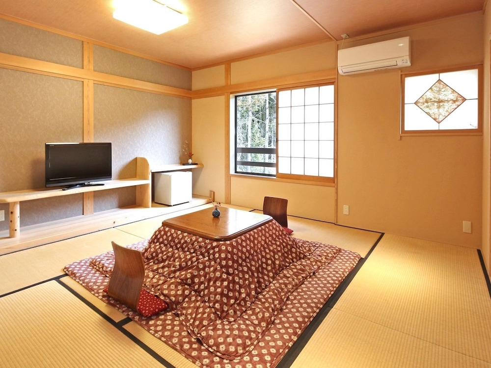 Minshuku Asogen 7/41