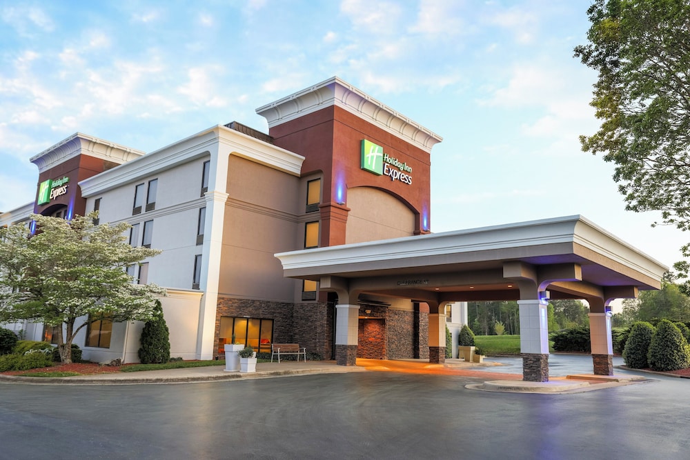 Holiday Inn Express Burlington 2/79
