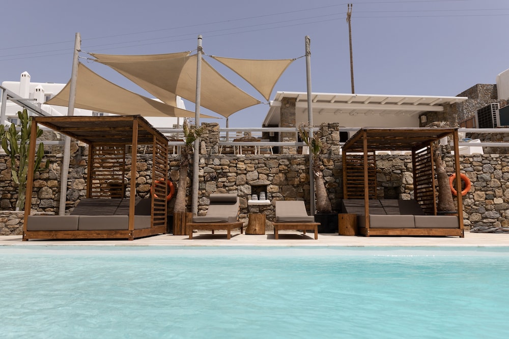 Senses Luxury Villas & Suites 68/76