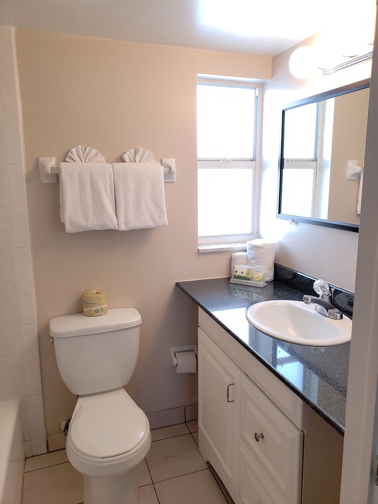 Clearwater Beach Hotel 45/50