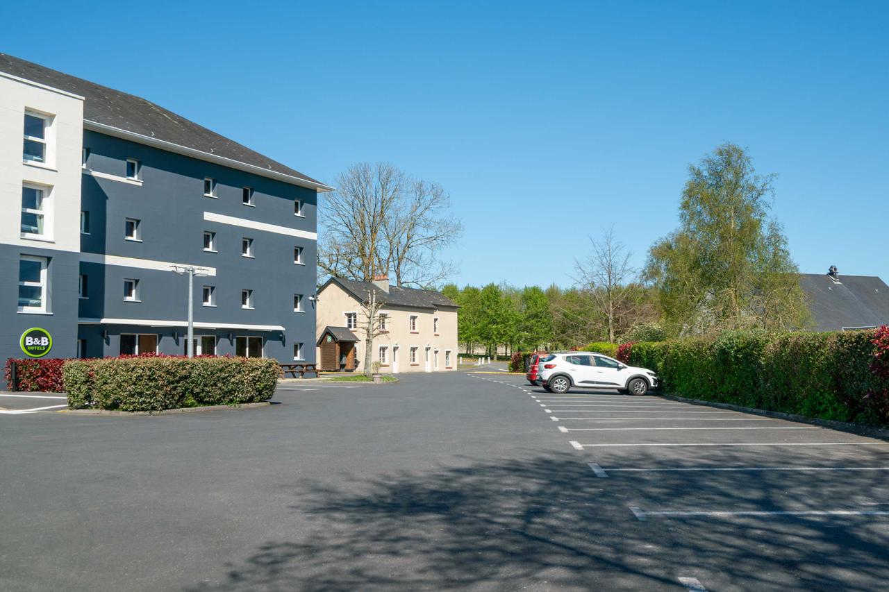 B&B HOTEL Bayeux 42/46