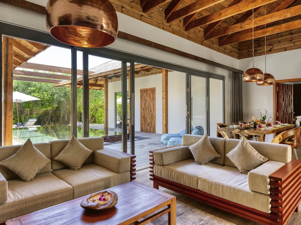 Kuredhivaru Resort and Spa Maldives 72/91