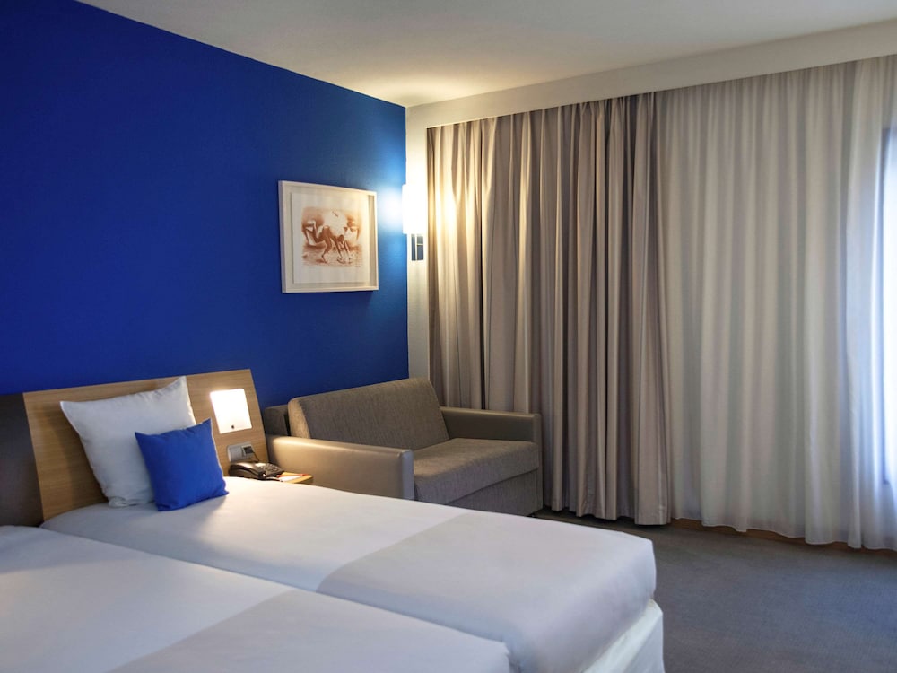 Novotel Lisboa 10/66