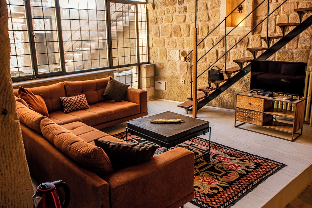 Hezen Cave Hotel 31/50