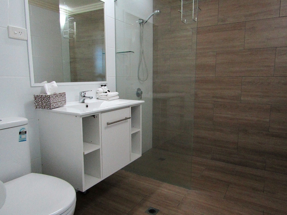 Coral Sea Vista Apartments 16/58