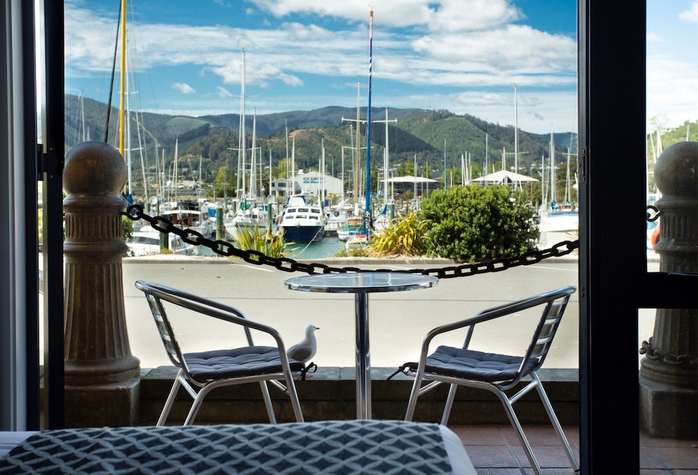 Harbourside Lodge 49/64