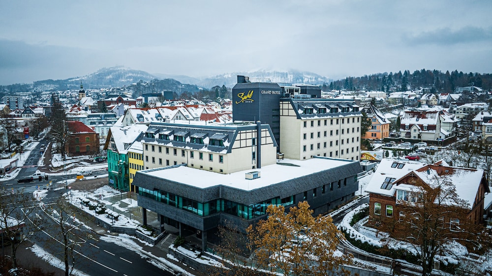 Grand Hotel Suhl 3/50
