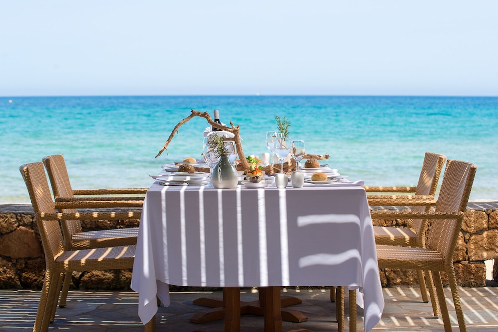 Kernos Beach Hotel and Bungalows 41/50