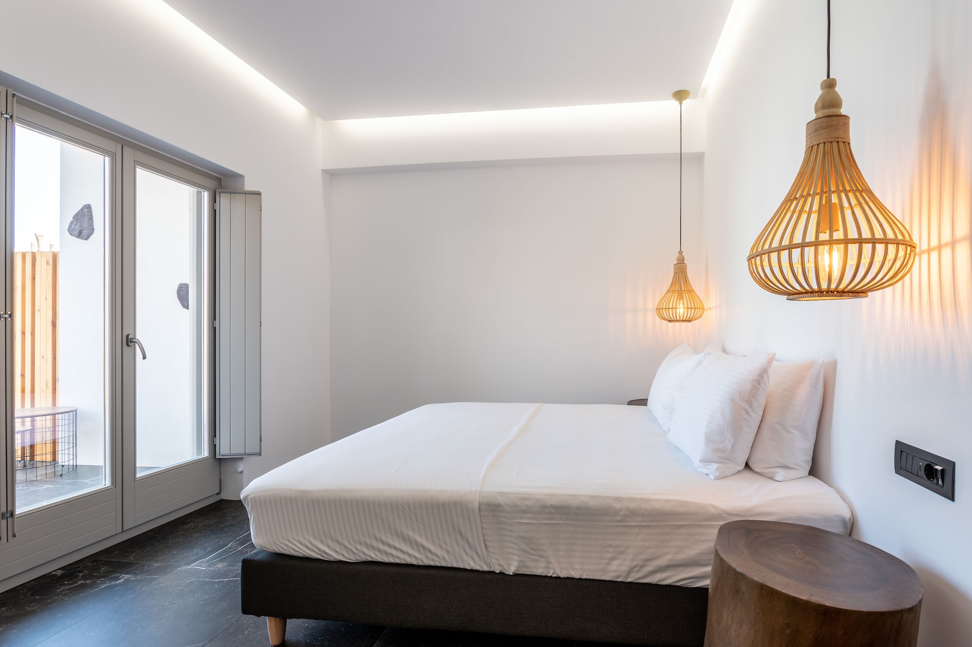 Grace, Suite, Double Bed, Outdoor Jetted Tub, Sofa