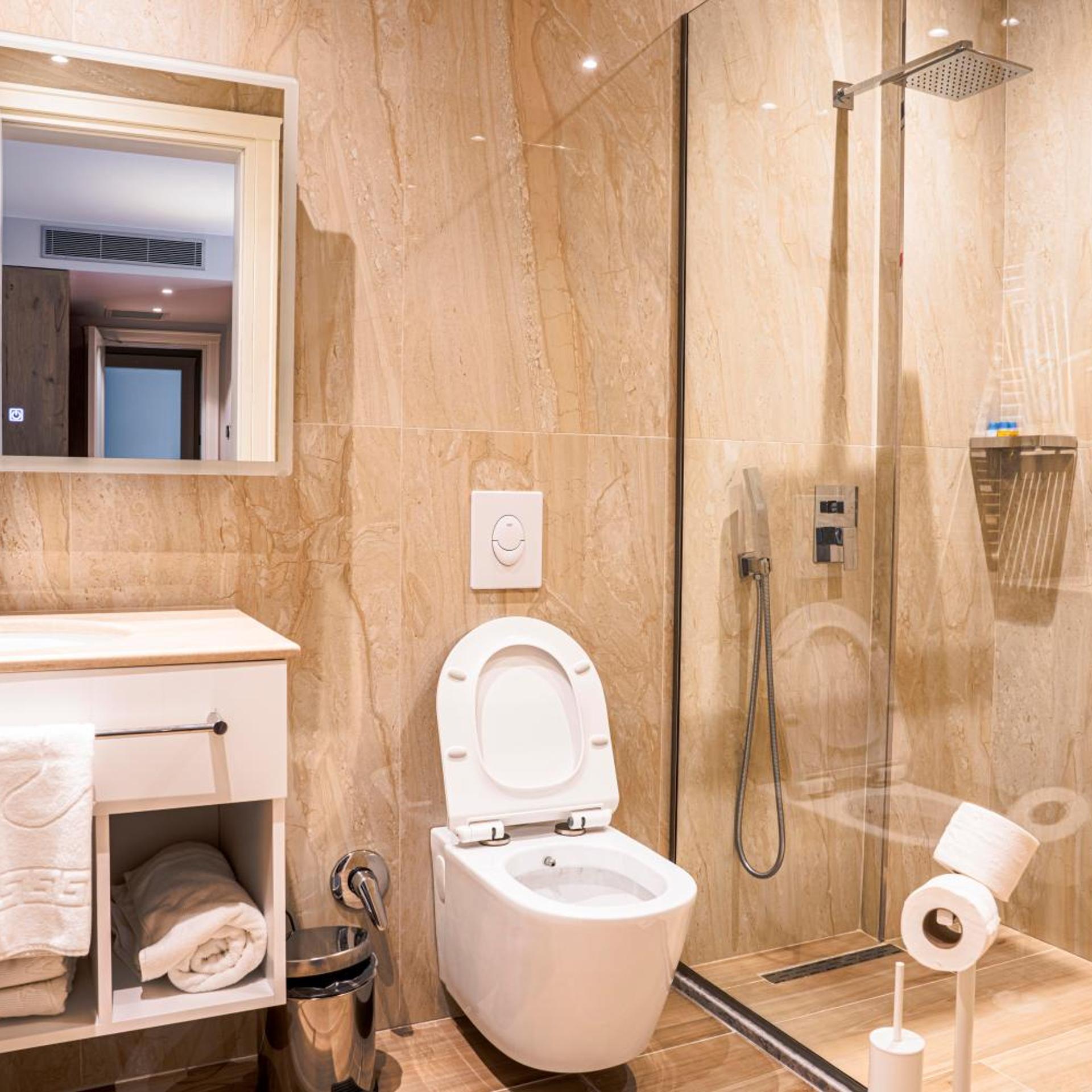 Amfora Hotel & Spa 50/52
