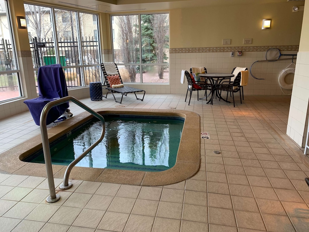 Hilton Garden Inn Colorado Springs Airport 31/59