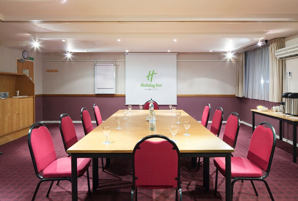 Holiday Inn Slough Windsor 55/73