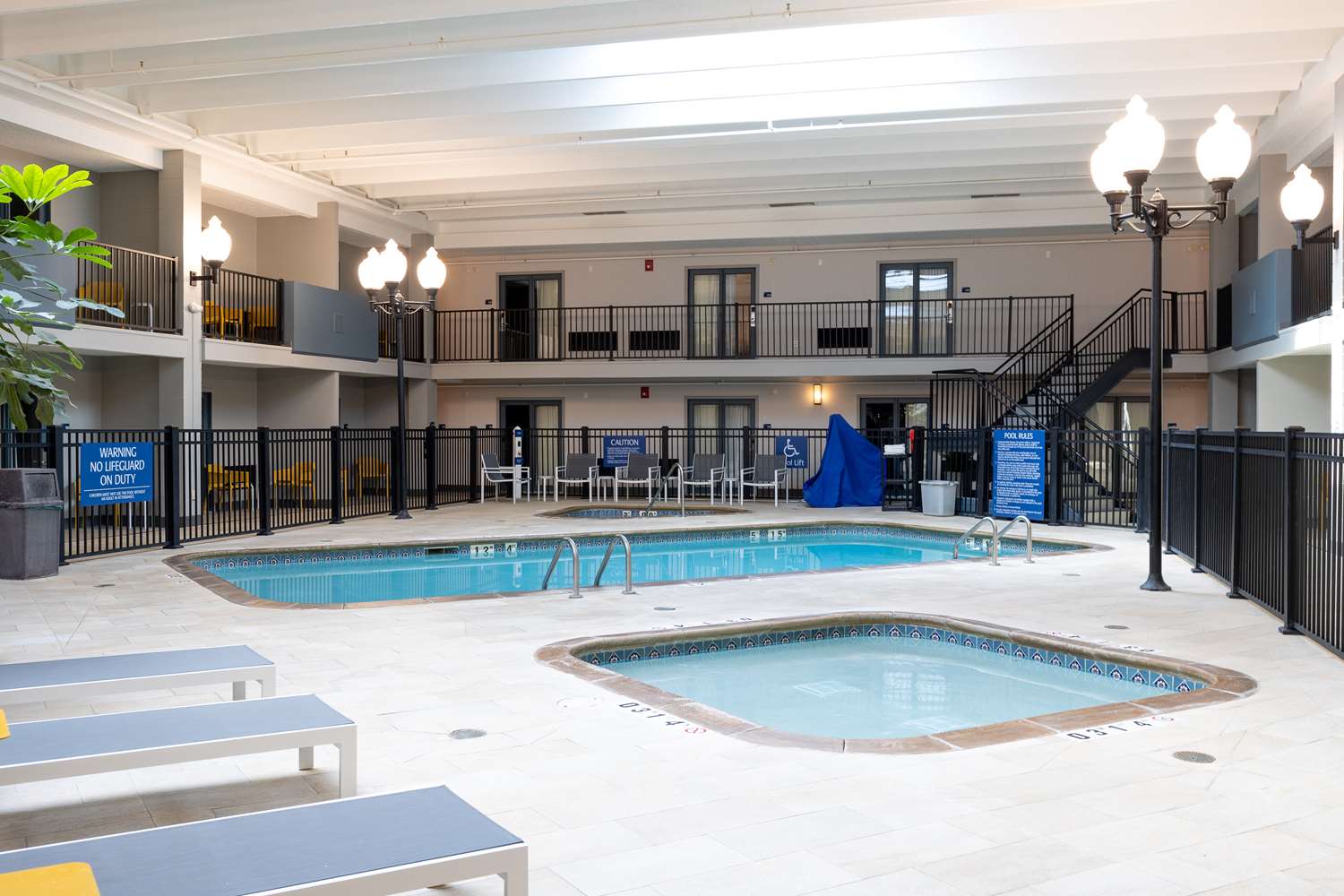 DoubleTree by Hilton Austin, MN 16/16