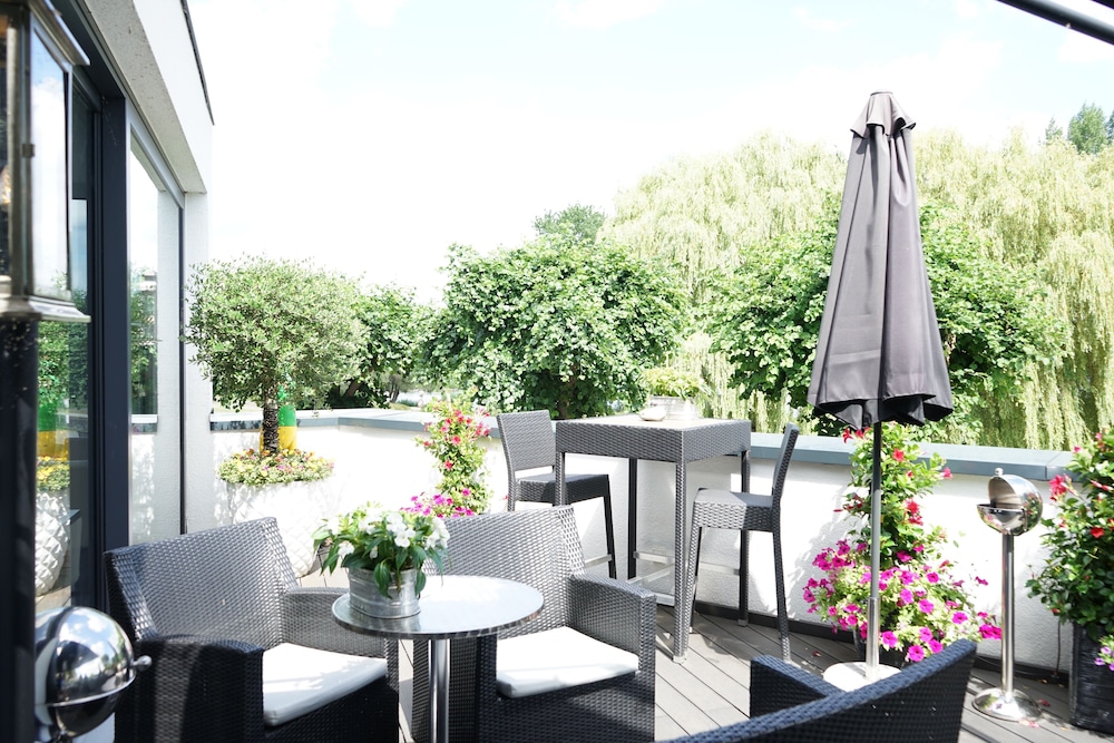 Villahotel Rheinblick 28/50