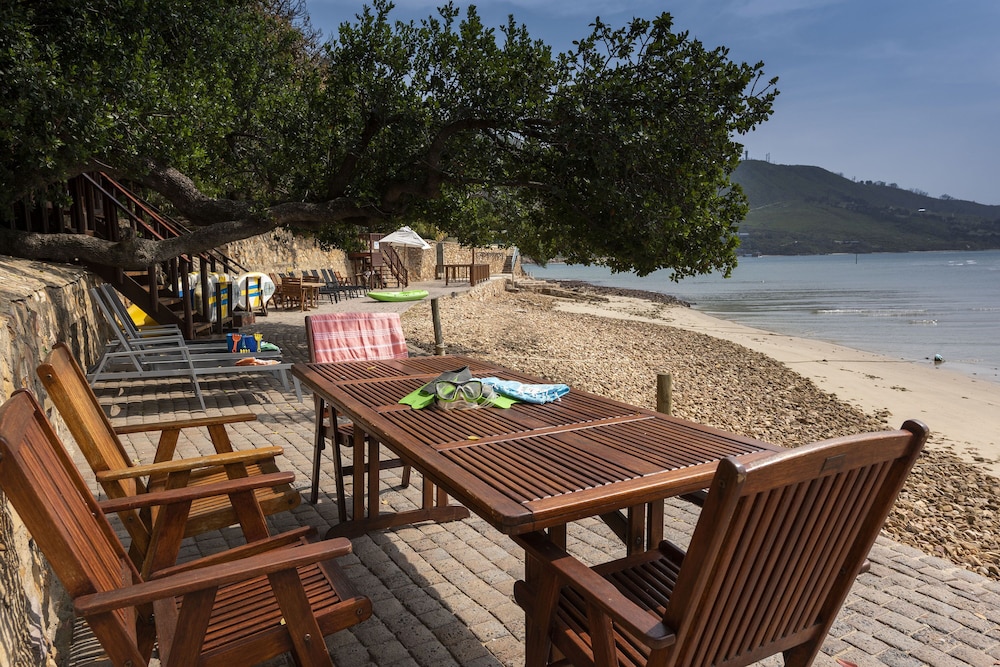 Under Milkwood Resort 32/49