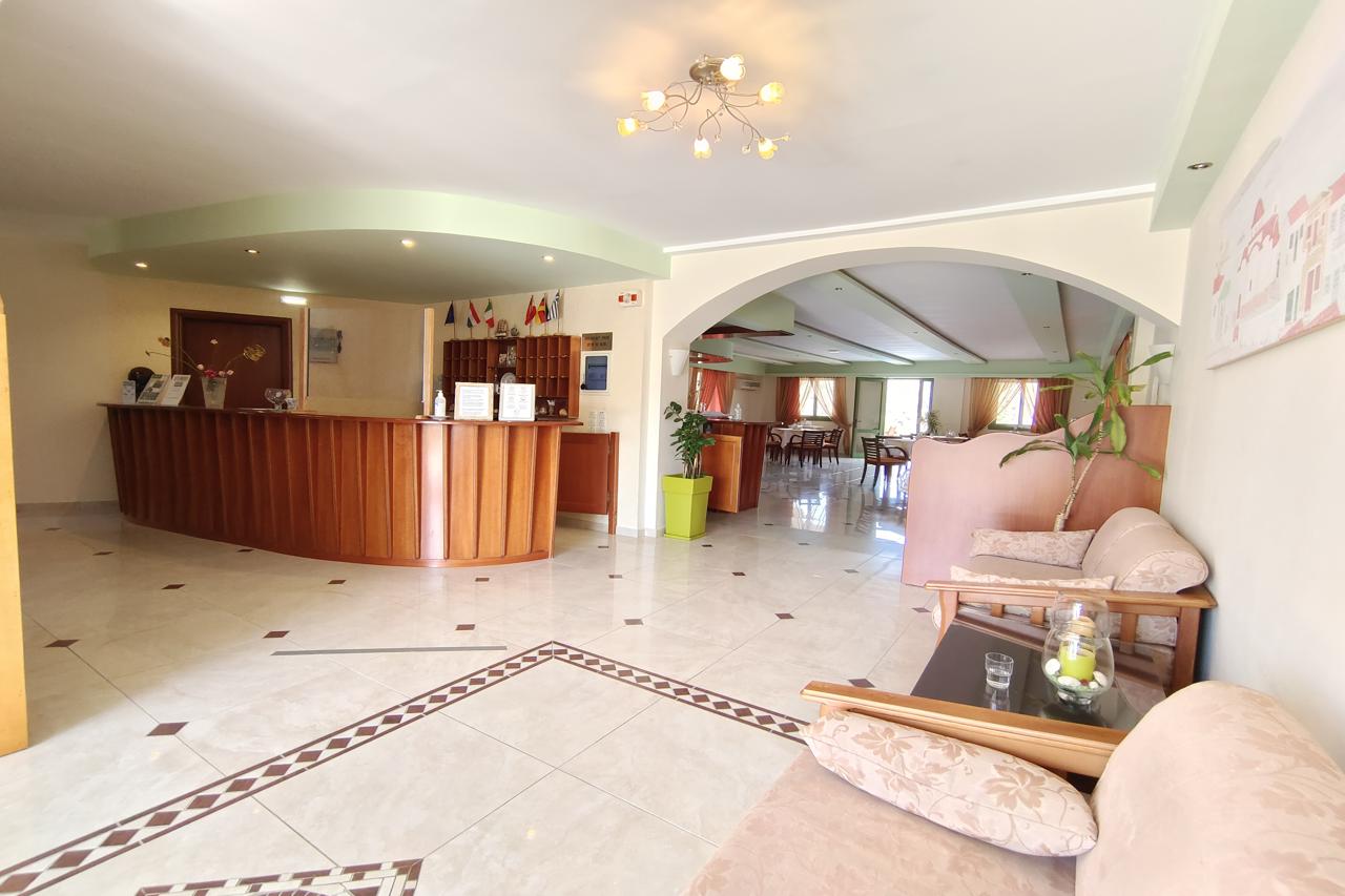 Alex Luxury Apartments and Studios 8/60