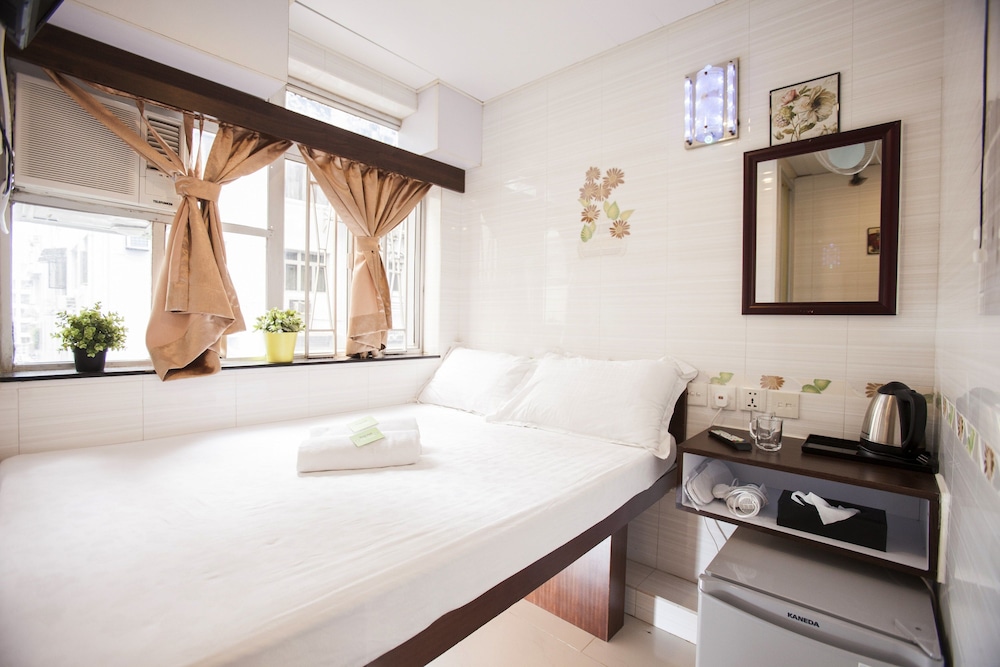 Joyous Guest House 52/62