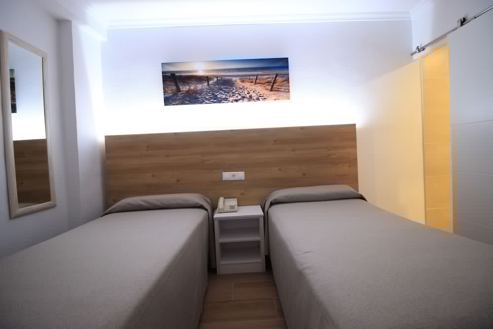 Hostal Pensimar 15/64