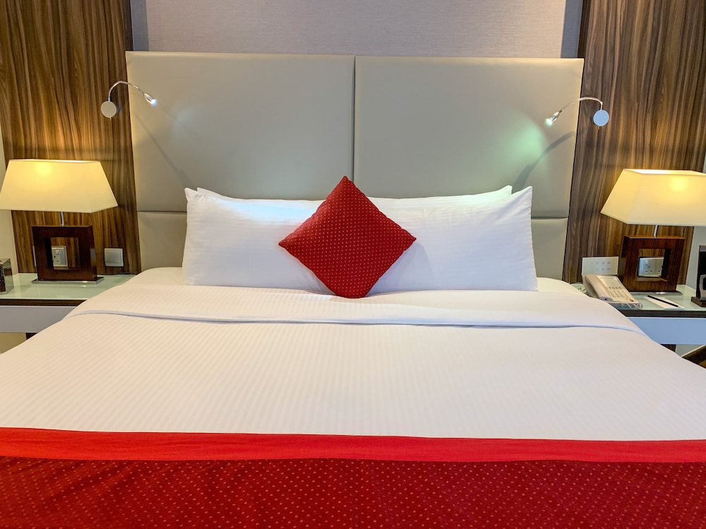 Swiss-Belhotel Seef 7/57