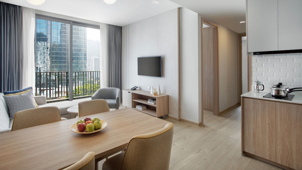 Staybridge Suites Bangkok Thonglor 39/80