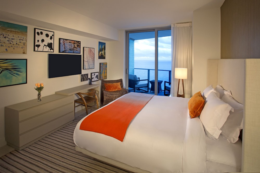 Lyfe Resort & Residences 33/66