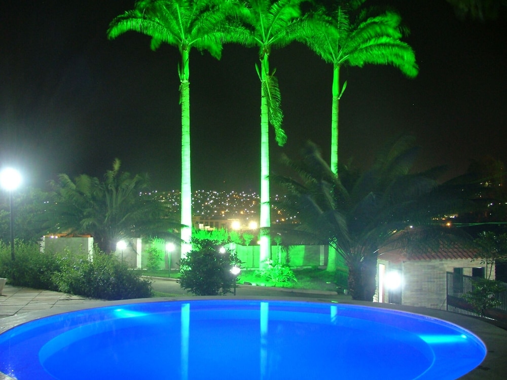 Hotel Tres Palmeiras 18/35