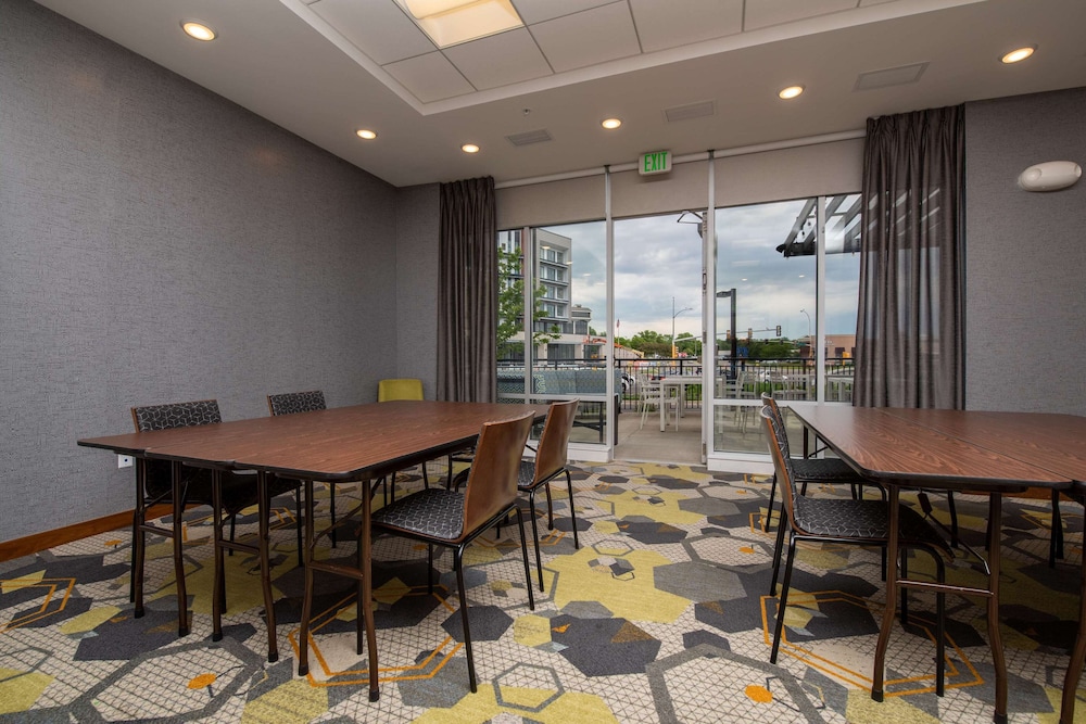 Homewood Suites by Hilton Edina Minneapolis 52/57