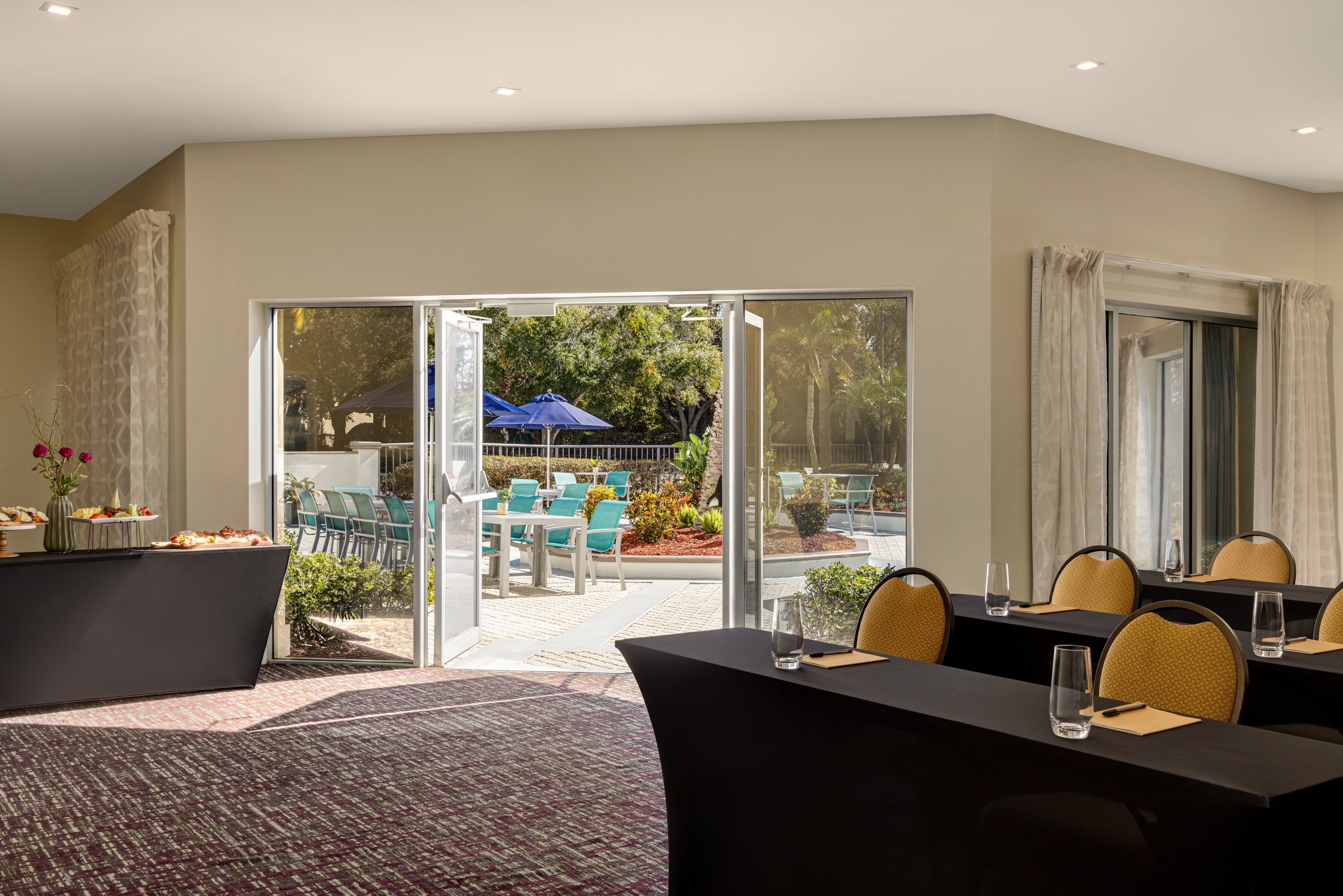 Crowne Plaza Orlando - Lake Buena Vista 17/43