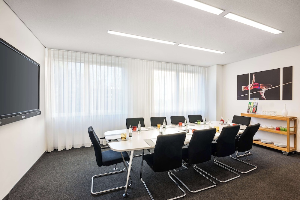 Lindner Hotel Frankfurt Sportpark Part of Jdv by Hyatt 61/68